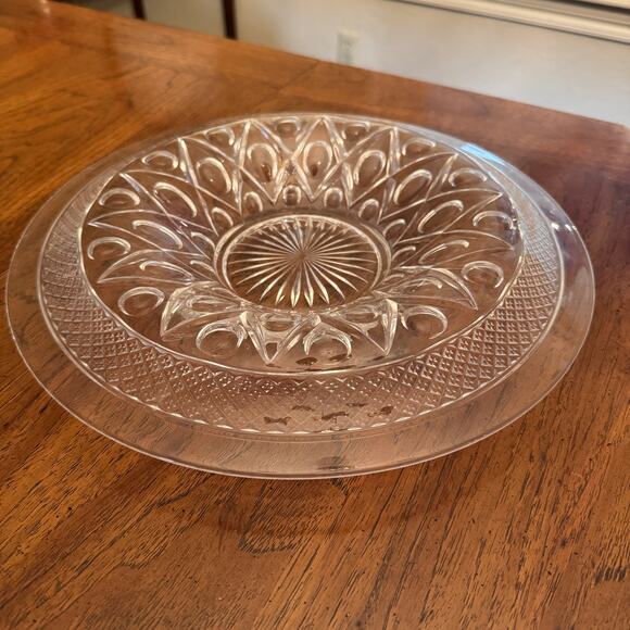 Vintage Large Center Bowl 13.25" Cape Cod by Imperial Glass Ohio Glassware - Picture 6 of 8